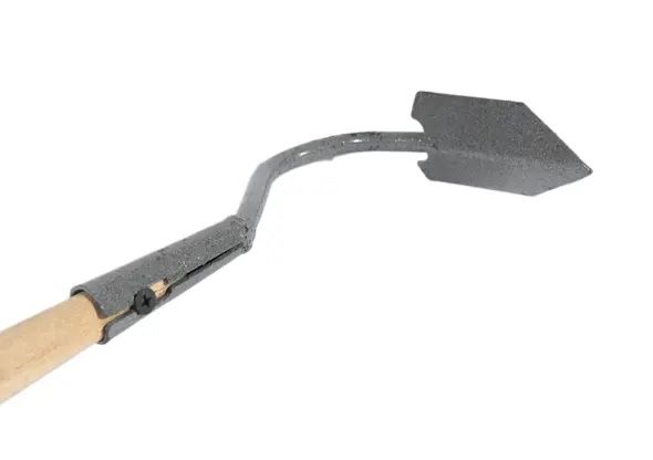 Рыхлитель комбинированный, прямая мотыжка витой зуб Р2 деревянным черенком Агростройлидер САД-11.16