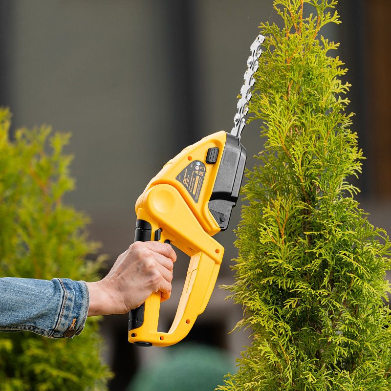 Ножницы-кусторез аккумуляторные GS-7, Li-Ion, 7,2 В Denzel 59428