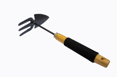 Тяпка-рыхлитель с деревянной рукояткой 3-зуб.,L-300 мм WMC TOOLS WMC-TG2104020-G