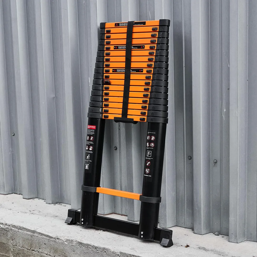 Лестница телескопическая алюм. бытовая 7.2 м, 16 ступ. ISMA ISMA-UP720