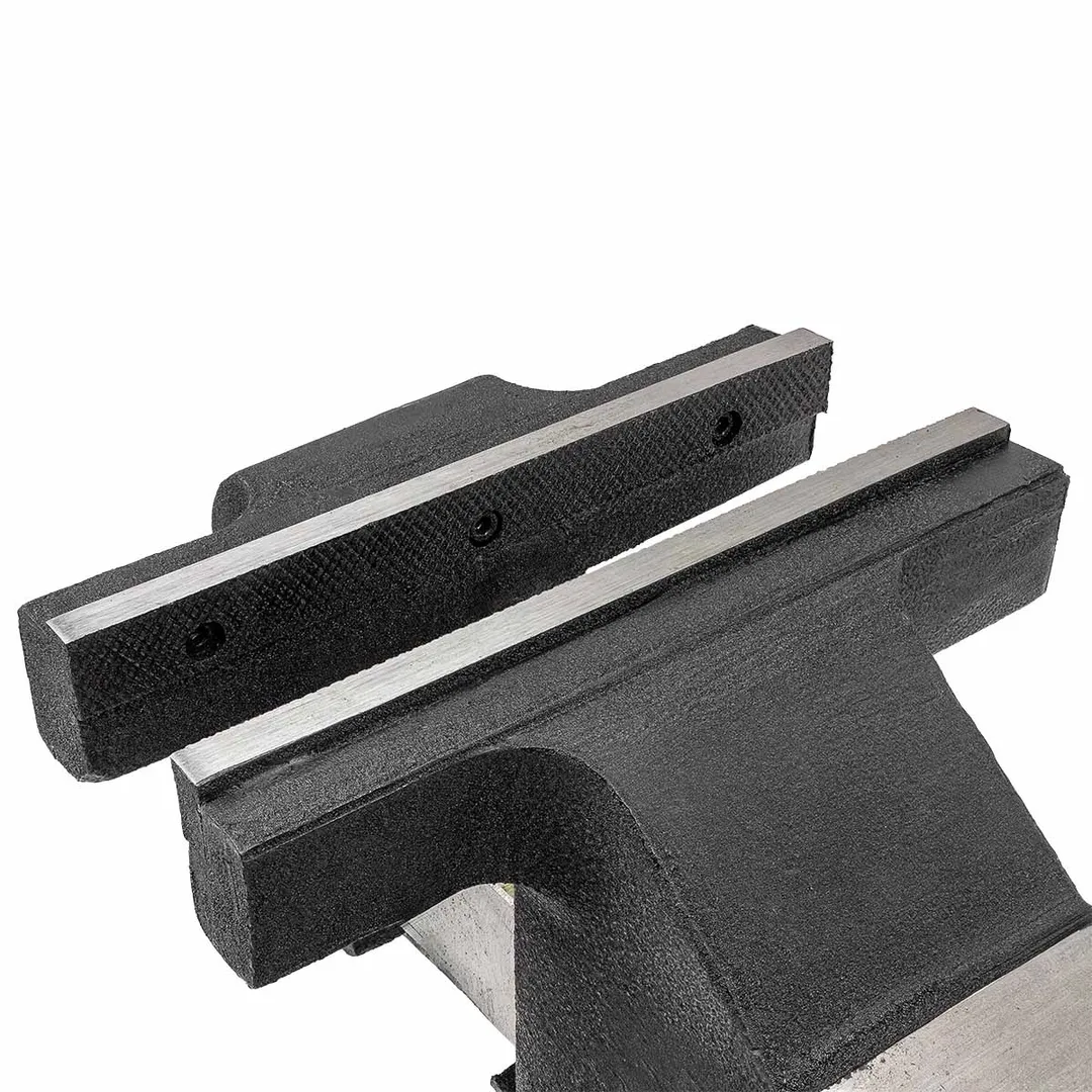 Тиски стальные поворотные с наковальней 6'', 150 мм RockForce RF-6540206A