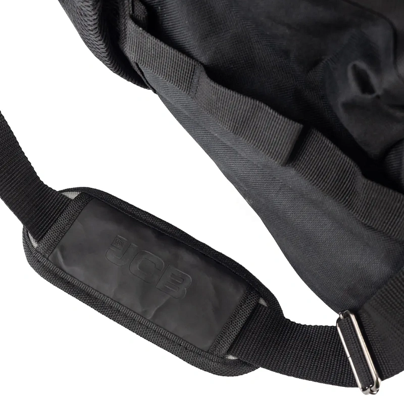 Сумка дорожная для инструмента с плечевым ремнем и выдвижной ручкой, водостойкая 90 л JCB JCB-18VKB