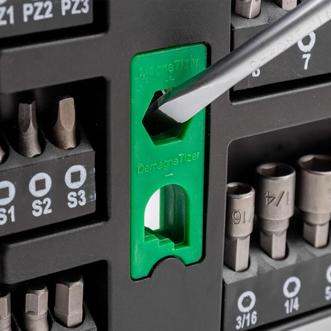 Набор отверток PH, SL, Torx, Square Head, биты PH, PZ, SL, Hex, Square Head, головки 61 пр RockForce RF-7061