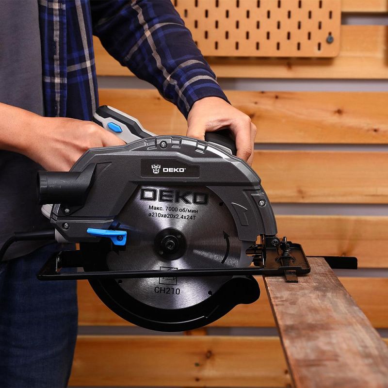 Пила циркулярная CSDK-2500 PRO DEKO 085-1153