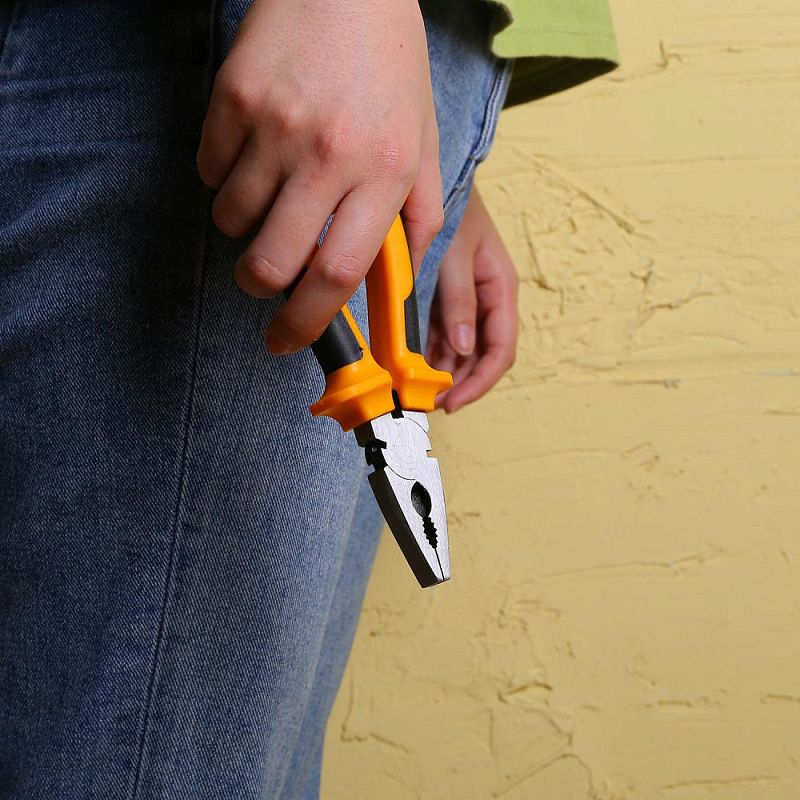 Плоскогубцы DKP05 180 мм DEKO 065-0923