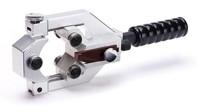 Инструмент для снятия изоляции и полупроводящего экрана на кабелях с изоляцией из сшитого полиэтилена КВТ КСП-65