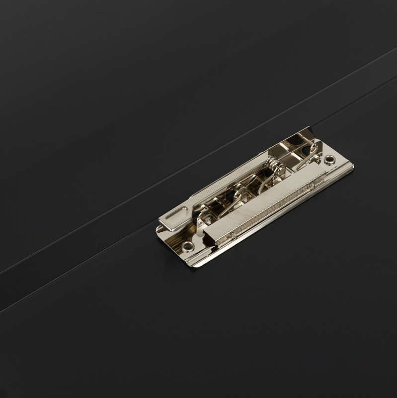 Папка В-611 "Стандарт" с зажимом и карманом, пластик , черный