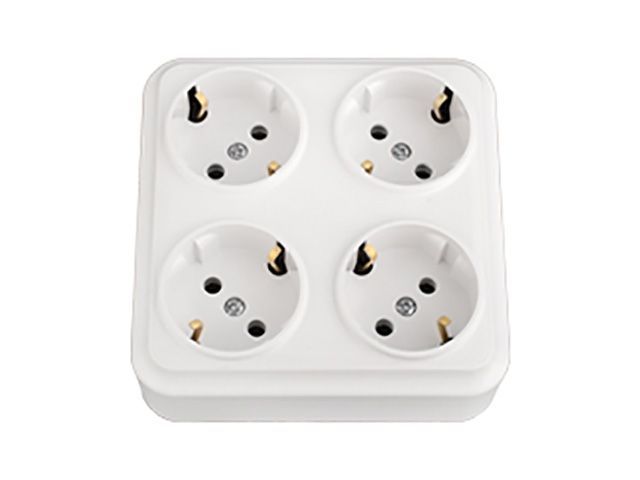 Розетка 4-ая (открытая, с/з) белая, Вариант, Bylectrica РА16-0192