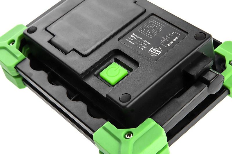 Фонарь-прожектор PWR Tesla 601017