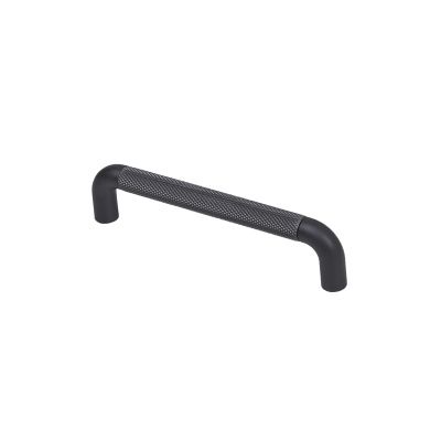 Ручка меб. скоба мет. FLUID 128 черный матовый AKS 103277