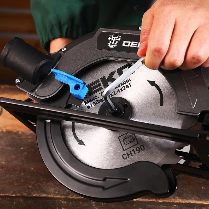 Пила циркулярная CS-2000W PRO DEKO 084-1152