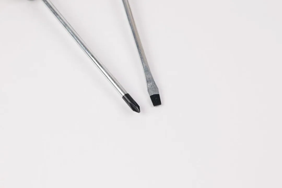 Набор отверток 2 пр., PH:2х110 мм, SL:5х110 мм Помощник P016K