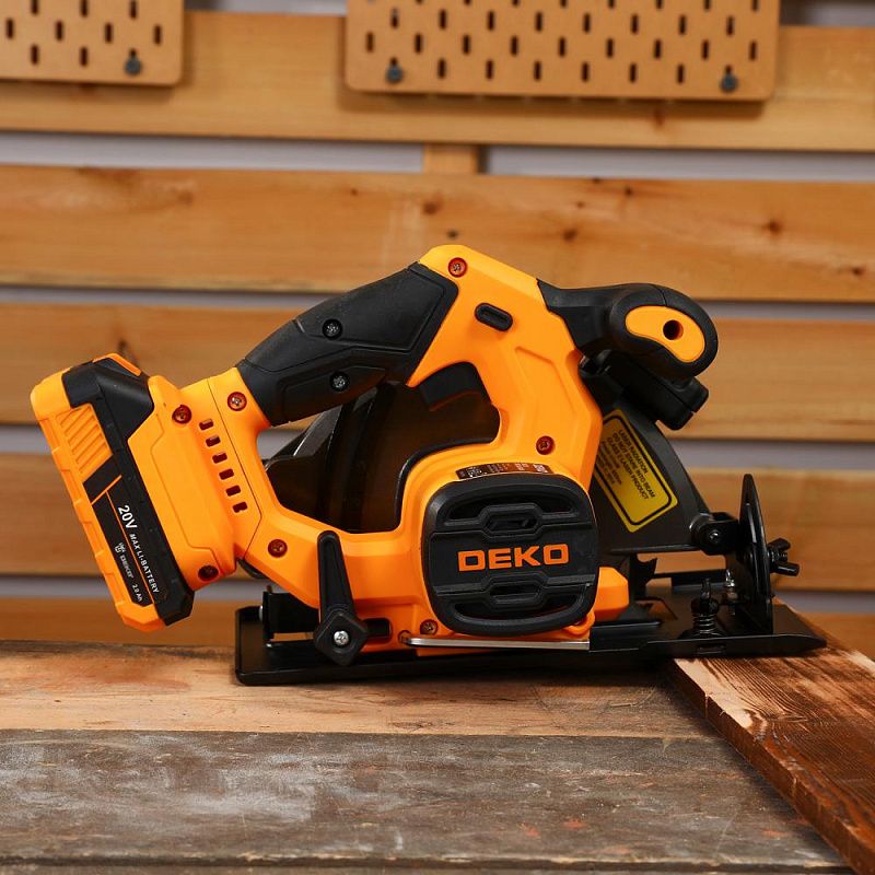 Пила циркулярная аккумуляторная CS20 084-1154 DEKO 084-1154