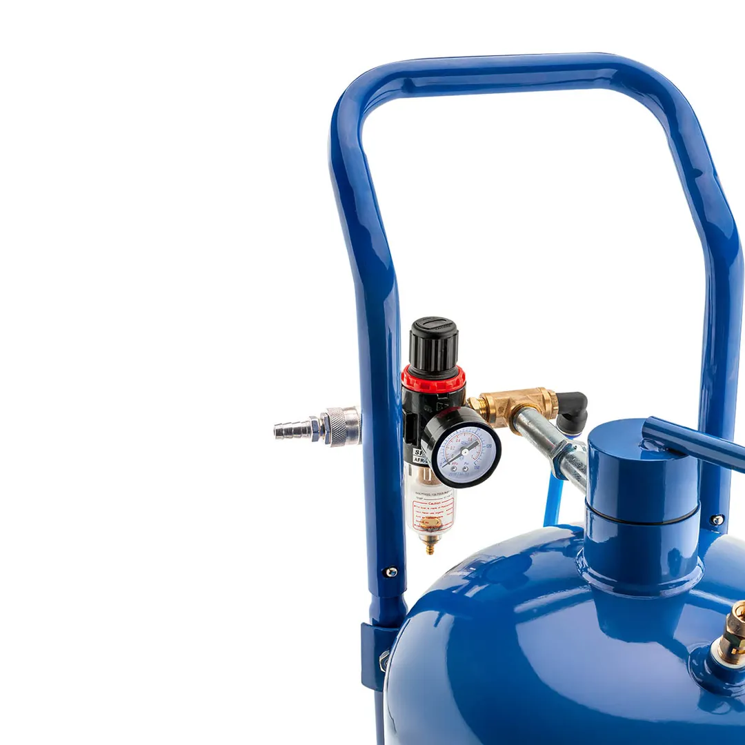 Пескоструйный аппарат передвижной пневматический напорного типа, бак 19 л, 170-566л/мин, 4-8,5 атм Forsage F-SB5