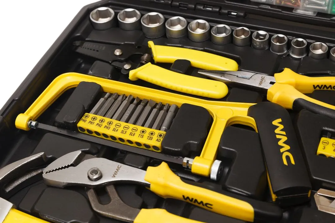 Набор инструментов 168 пр. 1/4''&3/8', 6-гр. WMC TOOLS WMC-30168