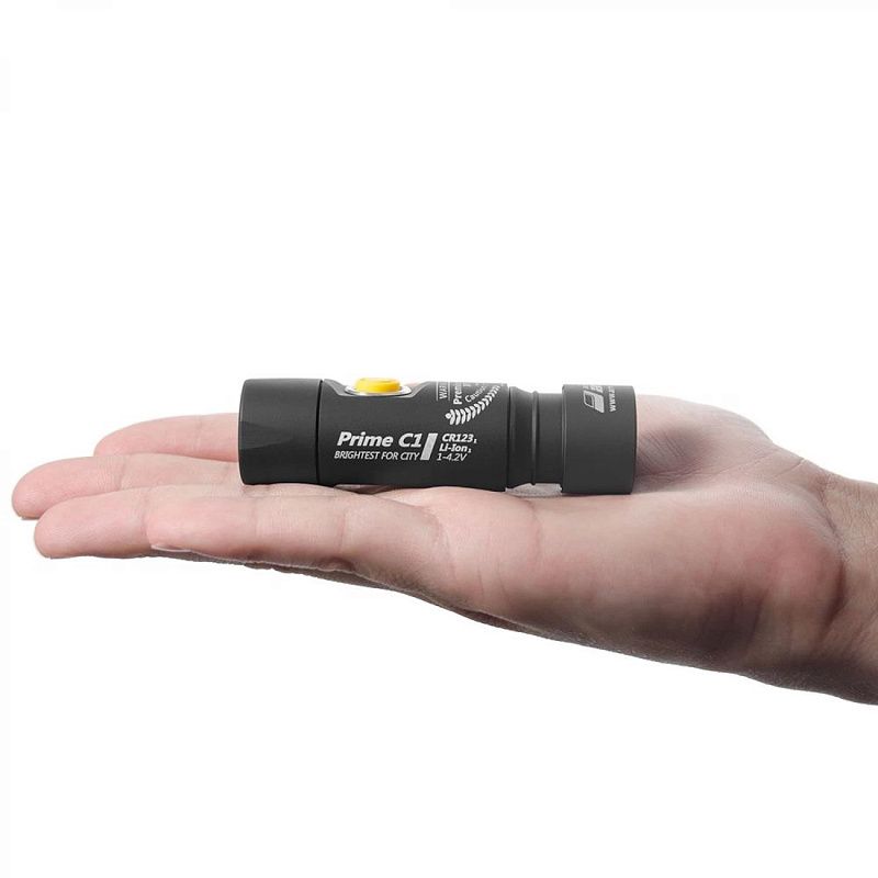 Фонарь Wizard C2 Pro Nichia Magnet USB Теплый Armytek F06801W