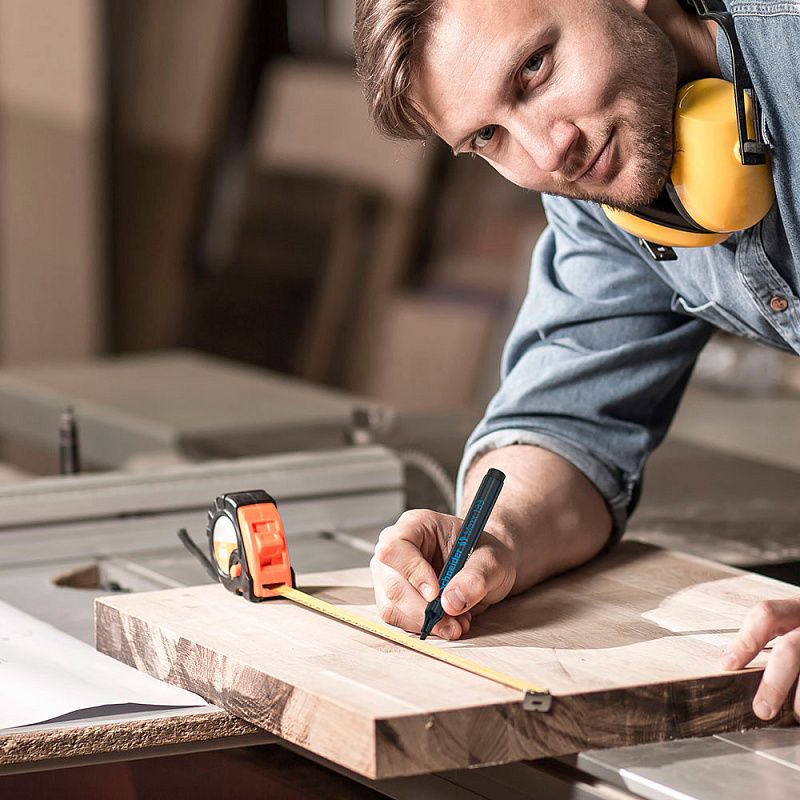 Маркер перманентный "Schneider Maxx 133", красный