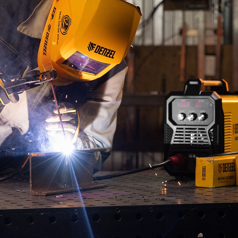 Аппарат инвертор. дуговой сварки DM-220 Standart, 220 А, ПВ 60% Denzel 94326