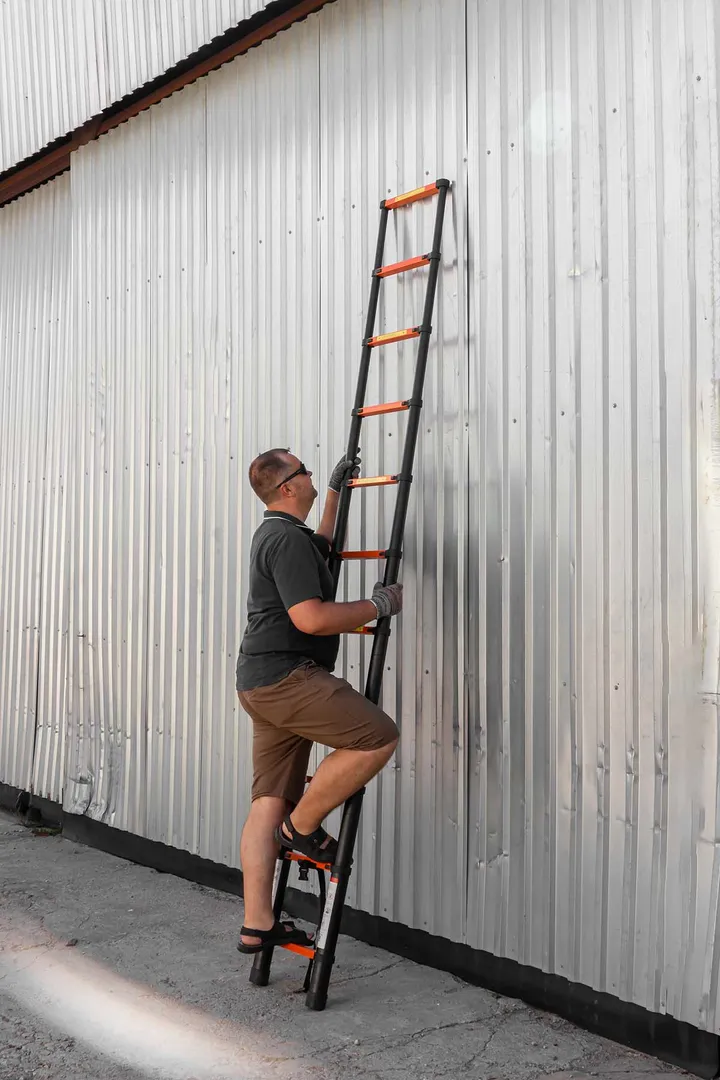 Лестница телескопическая алюм. бытовая 3.2м, 11 ступ. ISMA ISMA-UP320