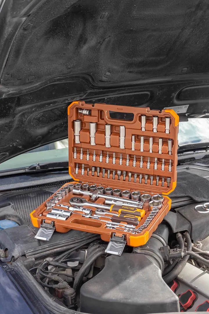 Набор инструментов 94 пр. 1/4"&1/2" 6-гр. FORSTIME FT-4941-5