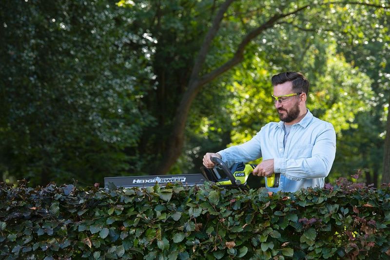 ONE + / Кусторез RY18HT55A-120 RYOBI 5133004910