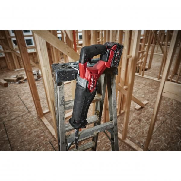 Аккумуляторная сабельная пила M18FSZ-0X Milwaukee 4933478293