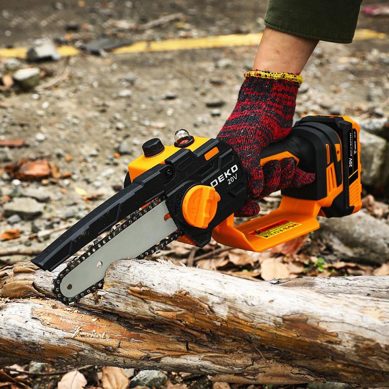 Пила цепная аккумуляторная DKCHS 20-6 063-4307-2 DEKO 063-4307-2
