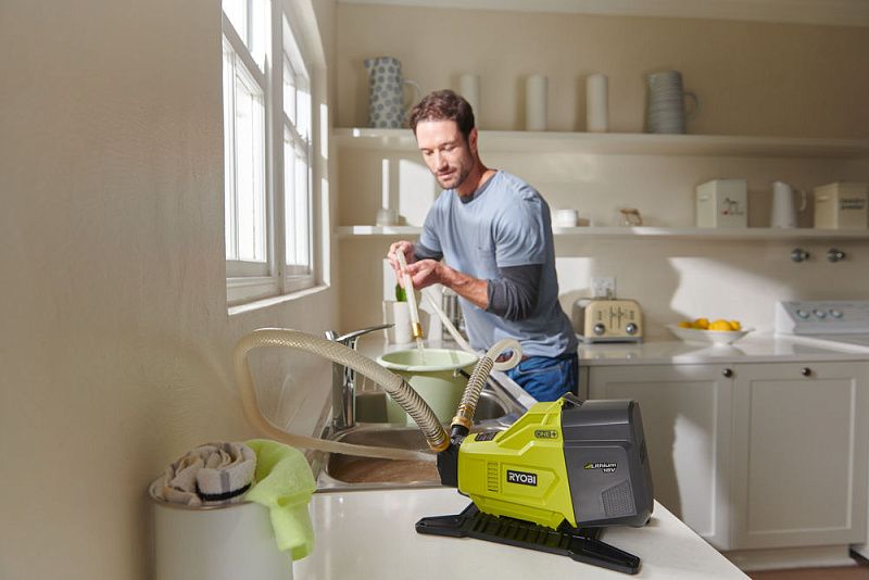 ONE + / Насос для перекачки воды R18TP-0 (без батареи) RYOBI 5133003934