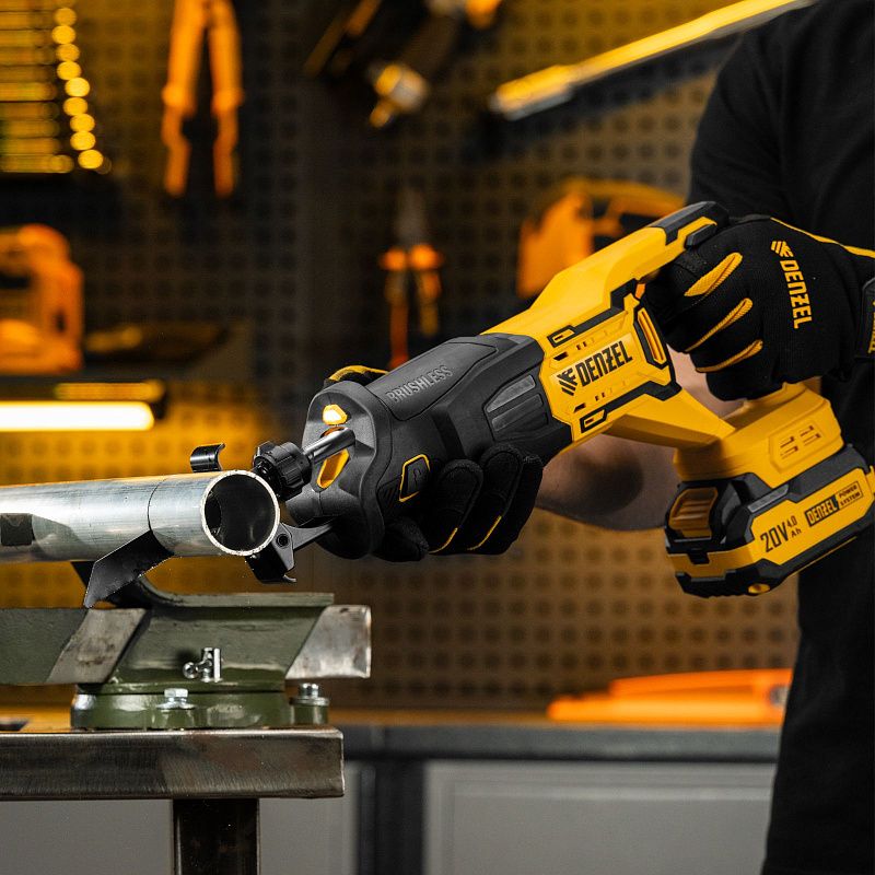 Пила сабельная аккумуляторная бесщет. RS-250, Li-Ion, 20 В Denzel 28802