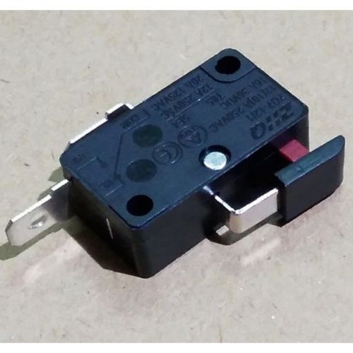 Выключатель UR2300/3500/3502 MAKITA (YA00000555)