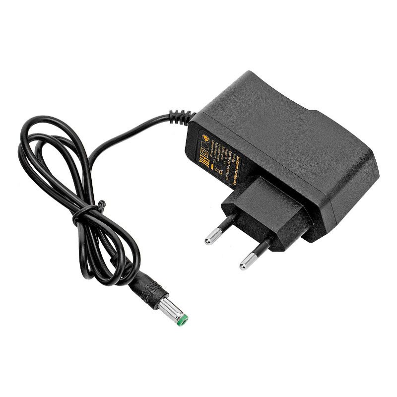 Лазерный уровень мультипризменный DLV-360-3T, 30 м, зеленый луч, Li-Ion 2,4 Aч, штатив Denzel 350805