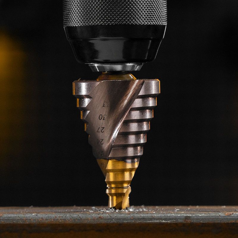 Сверло ступенчатое, 9-12-15-18-21-24-27-30-33-36 мм, Р6М5К5, 6-гр. хвостовик Denzel 723615