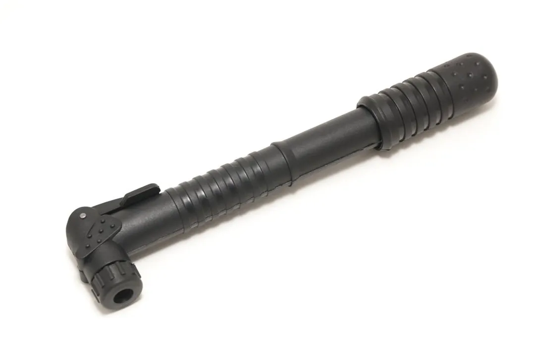 Набор инструментов для обслуживания велосипеда 27 пр., держатель фляги, в красной тубе WMC TOOLS WMC-2727R