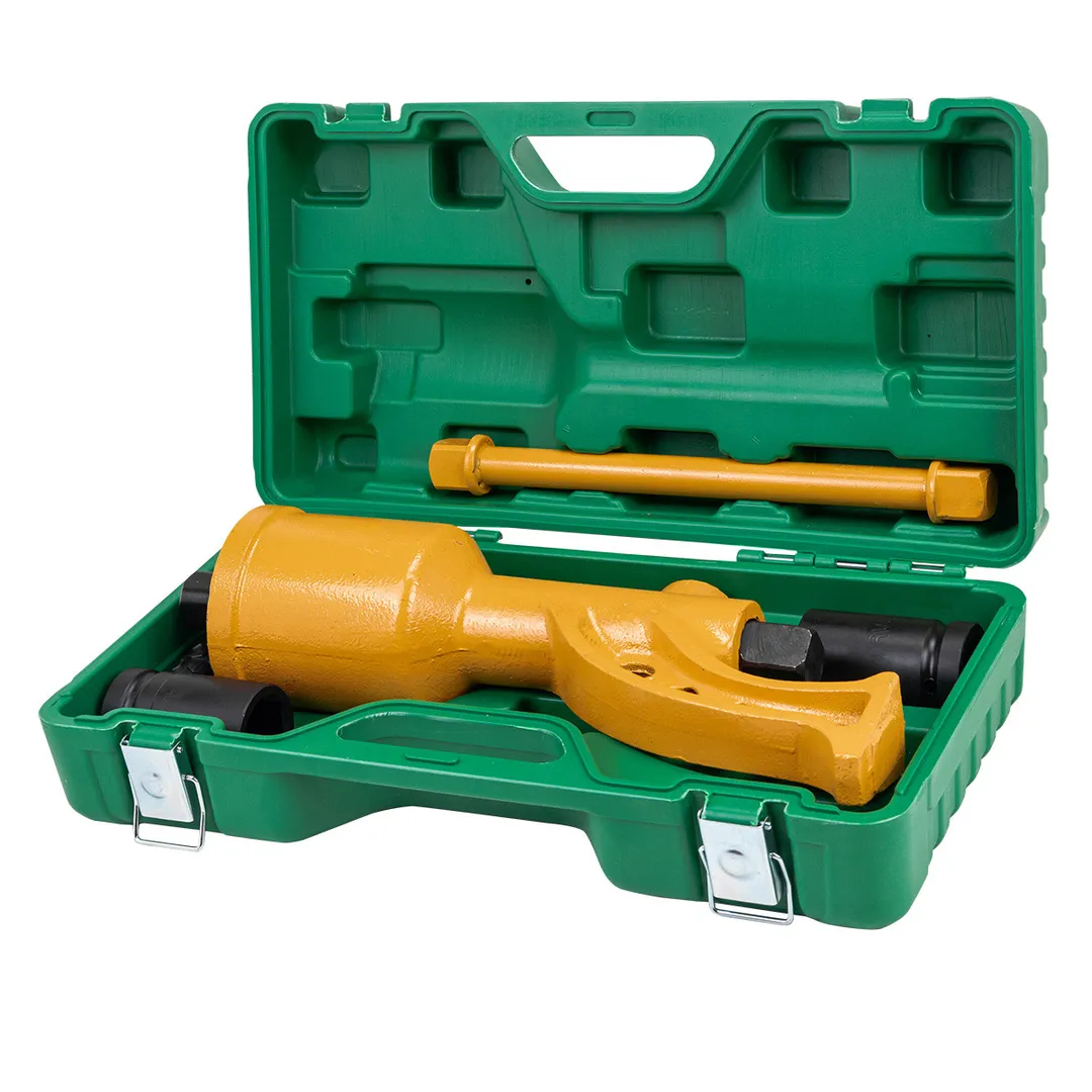 Гайковерт ручной с редуктором, головки 32-33 мм, L330 мм, передаточное число 1:78, 6800 Н/м RockForce RF-34114102