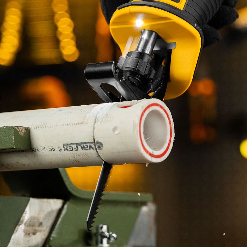 Пила сабельная аккумуляторная RS-180, Li-Ion, 20 В Denzel 28801