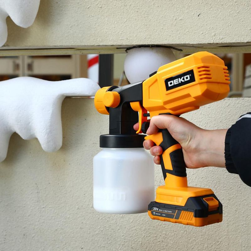 Краскопульт аккумуляторный SG20D DEKO 081-1072