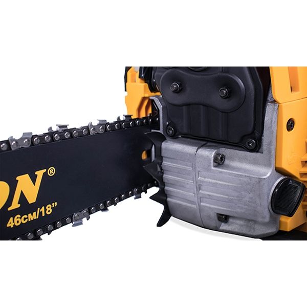 Бензиновая цепная пила, 2,3 кВт., 18"/400 мм, 12500 об/мин., 50,8 см.куб., легкий старт CHAMPION 251-18