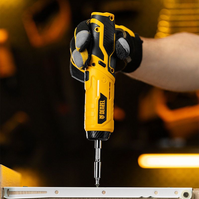 Отвертка аккумуляторная CSH-3.6, 54 биты, Li-Ion, 3,6 В Denzel 26004