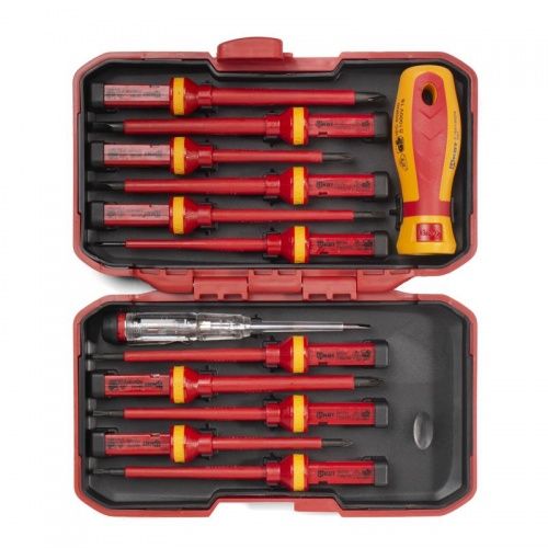 Диэлектрическая отвертка VDE со сменными битами «ПРОФИ» КВТ НИО-4412