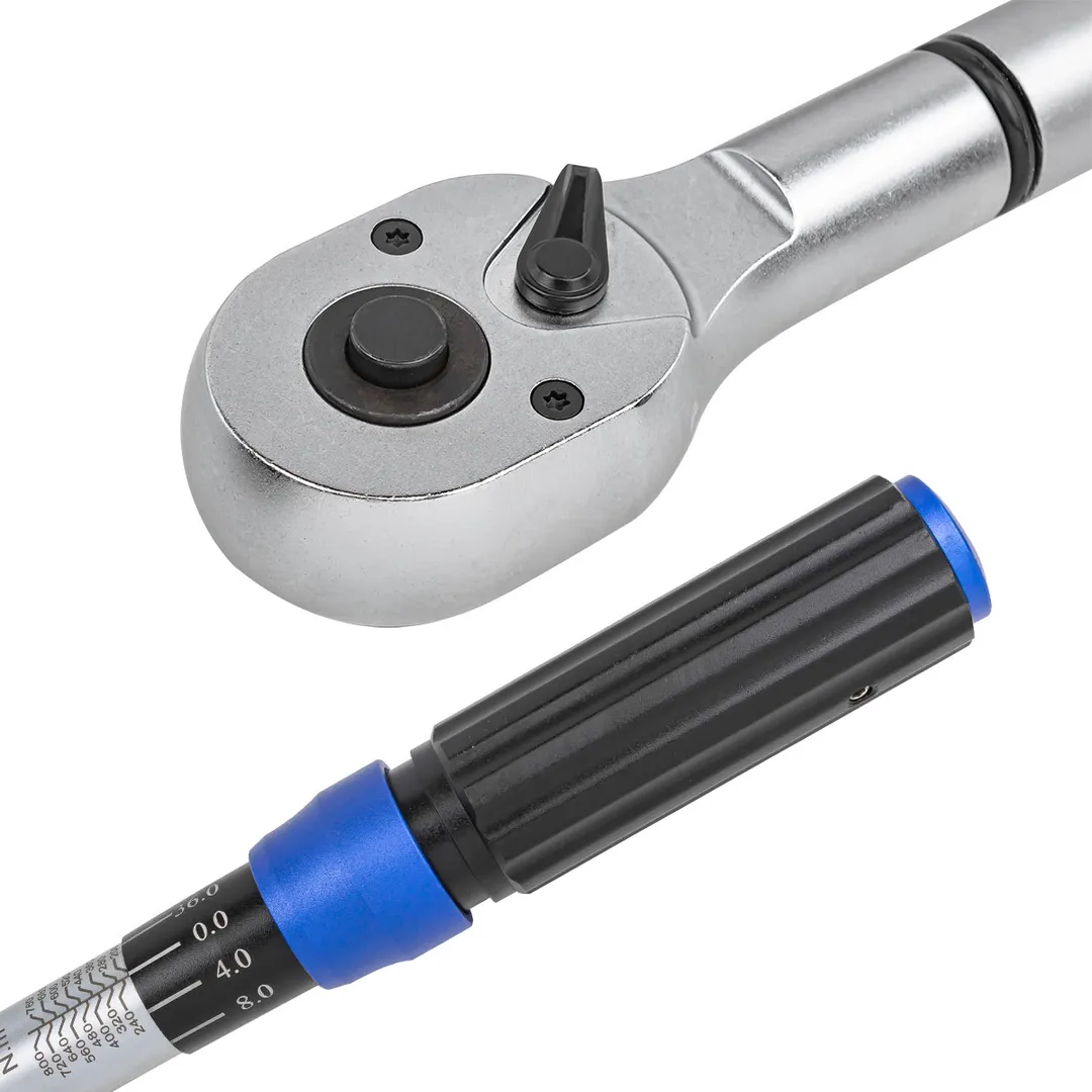 Ключ динамометрический щелчкового типа с быстрой фиксацией "Premium" 200-800Нм, 3/4", в пластиковом кейсе Forsage F-64761240 Premium