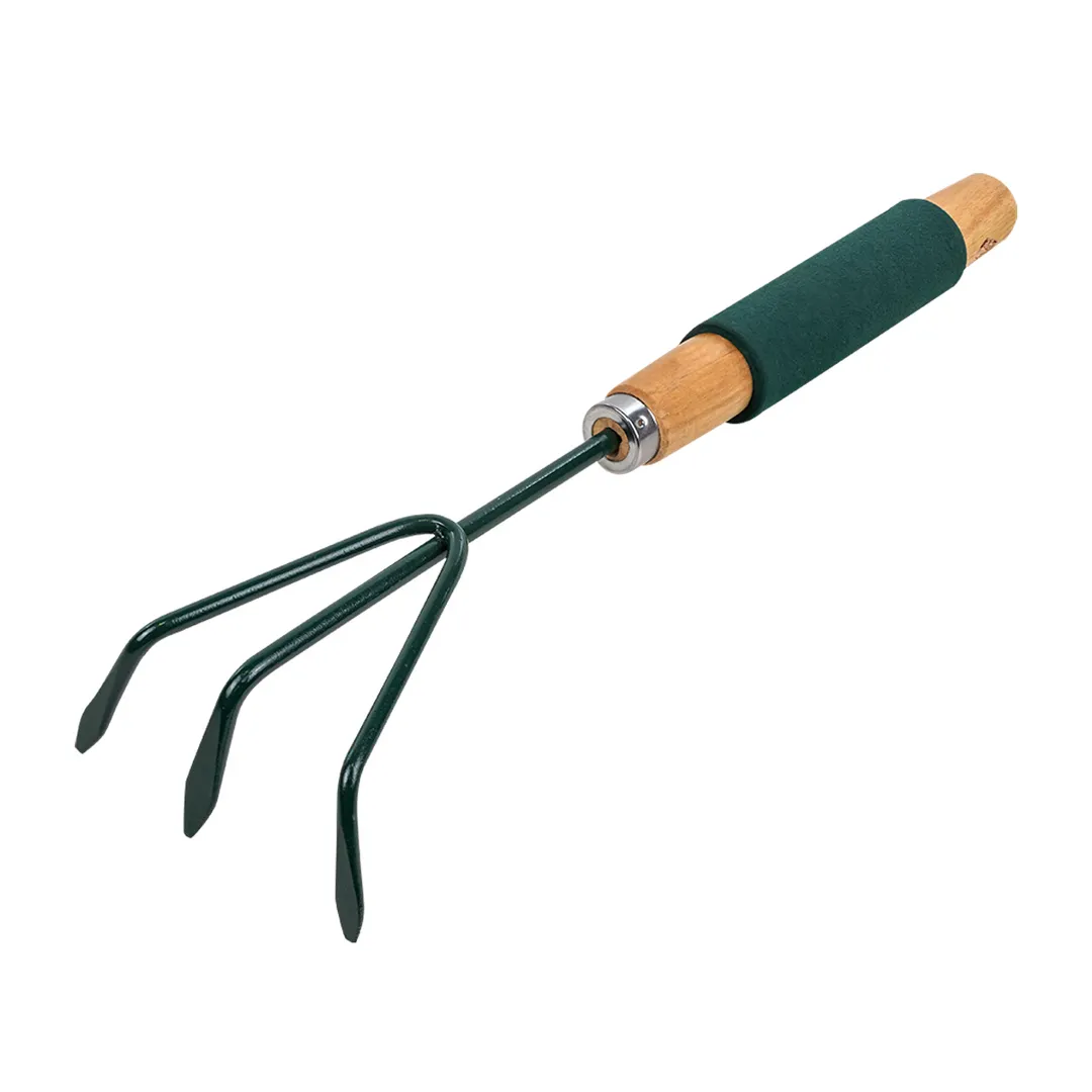 Рыхлитель 3-зубый для почвы с деревянной рукояткой WMC TOOLS WMC-TG2104020-A