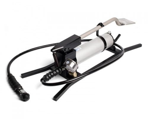 Помпа гидравлическая ножная с маслобаком из алюминиевого сплава КВТ ПМН-7012УА