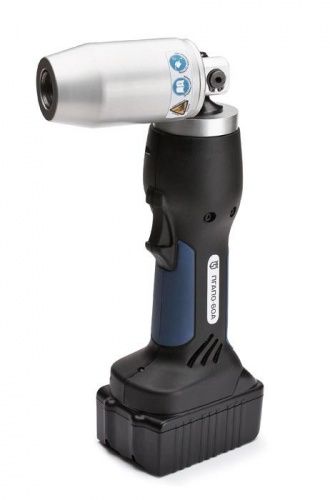 Пресс гидравлический аккумуляторный поворотный алюминиевый для пробивки отверстий в стальных листах КВТ ПГАПО-60А