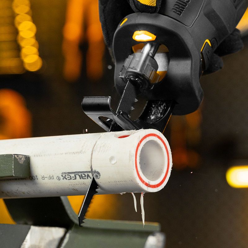 Пила сабельная аккумуляторная бесщет. RS-250, Li-Ion, 20 В Denzel 28802