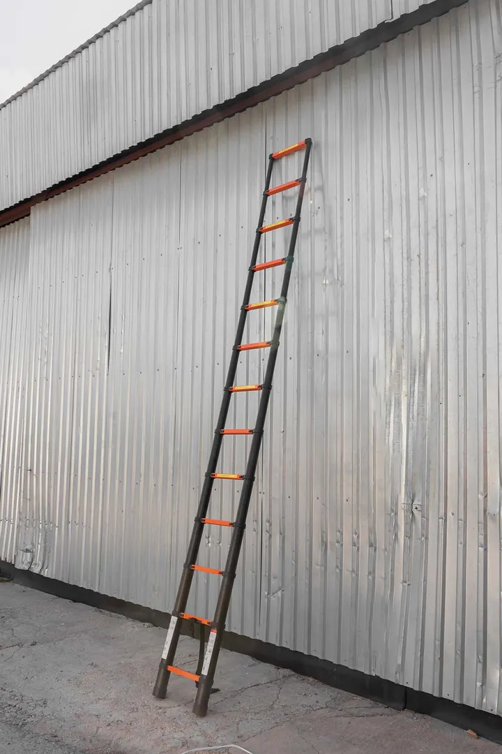 Лестница телескопическая алюм. бытовая 3.8м, 13 ступ. ISMA ISMA-UP380