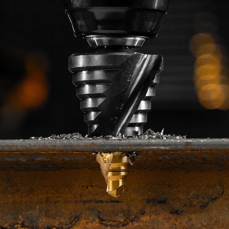 Сверло ступенчатое, 9-12-15-18-21-24-27-30-33-36 мм, Р6М5, 6-гр. хвостовик Denzel 723605