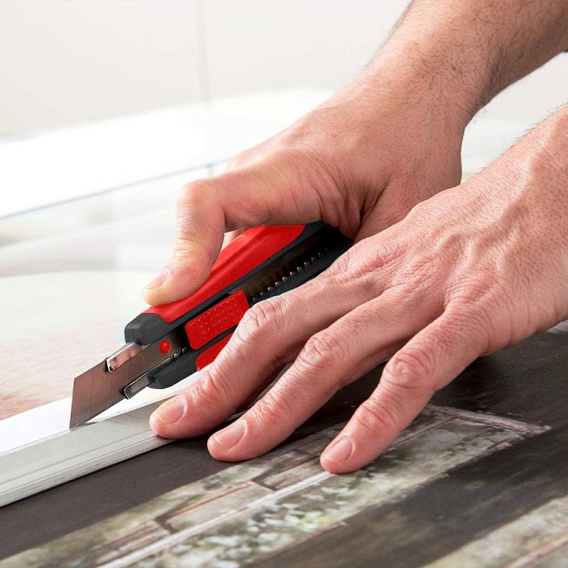 Нож для бумаги "Kores", малый, усиленный, 0,9 см