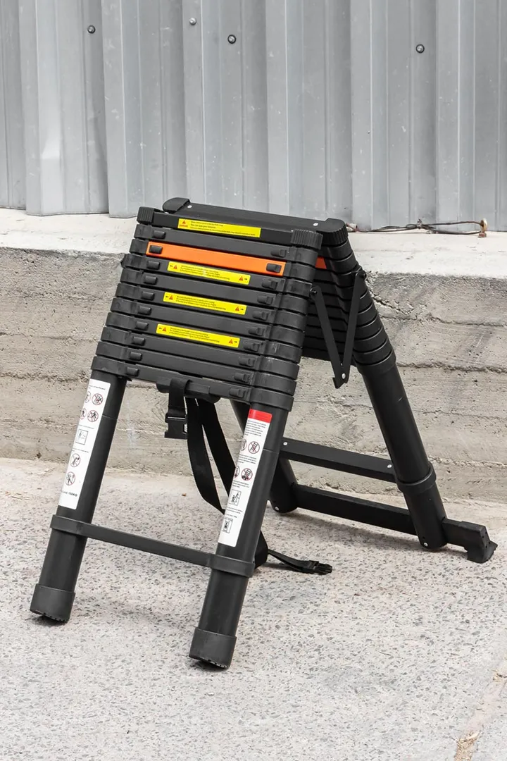 Стремянка телескопическая алюминевая бытовая 3,5 м, 12+12 ступ. RockForce RF-UP350-2