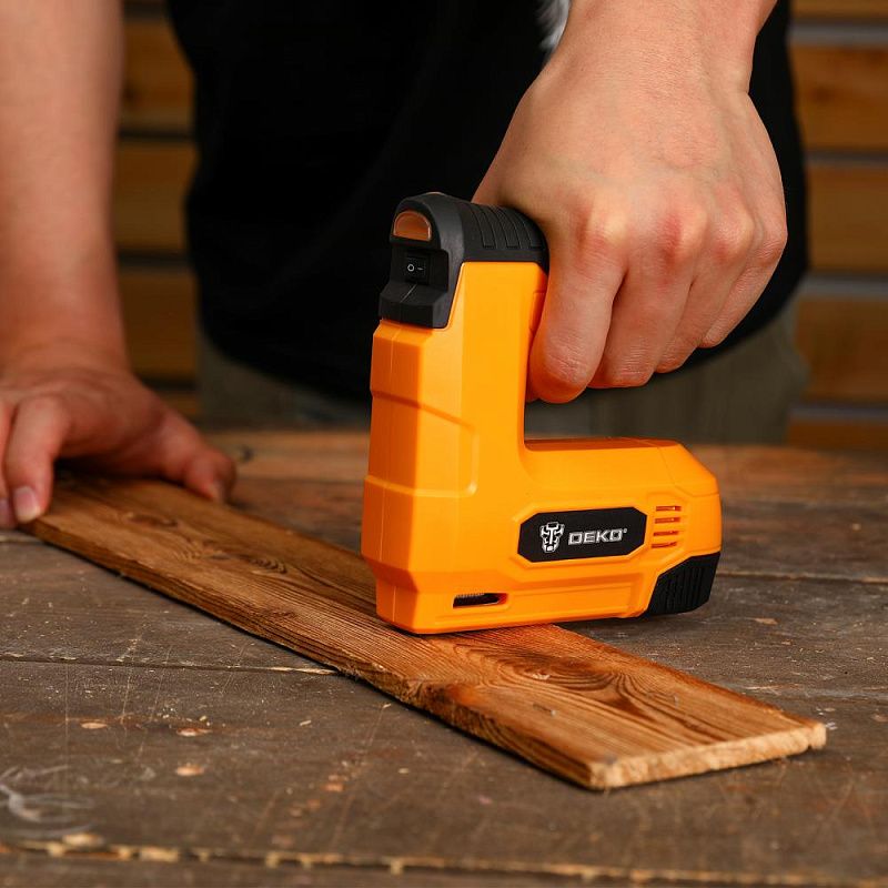 Степлер аккумуляторный DKES3.6-Li DEKO 083-1099