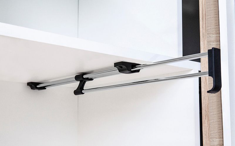 Выдвижная вешалка L-350 усиленная с ручкой, полая трубка, хром/черный REJS 73383